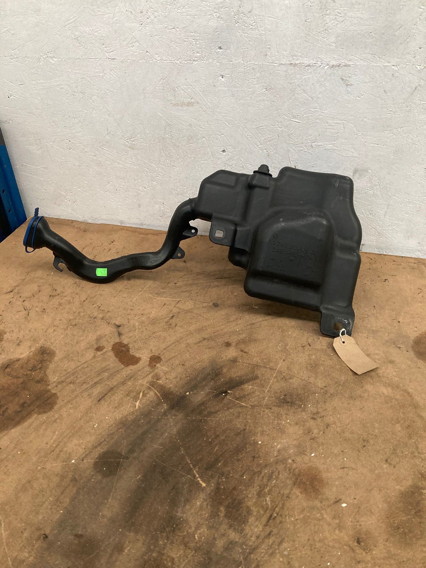 Mercedes Windscreen Washer Bottle & Pump A246869020 A-Class W176 B246 13-18