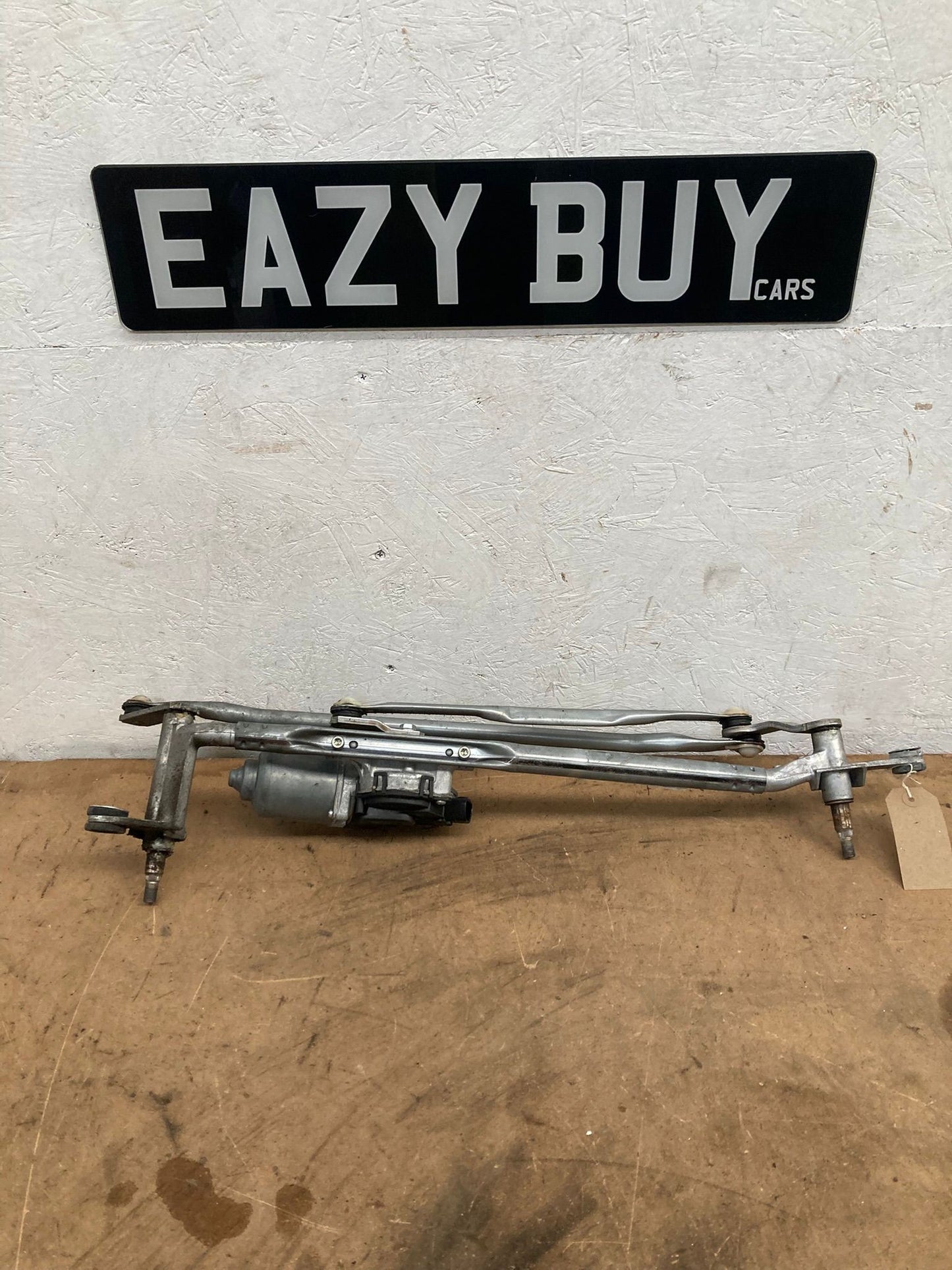 Mercedes GLC W253/X253 2015-2023 Front Wiper Motor & Linkage A2538205600