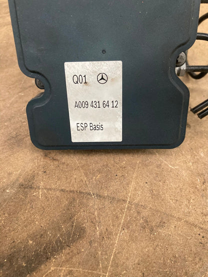 Mercedes A-Class 2012–2018 W176 ABS Pump Module A0094316412