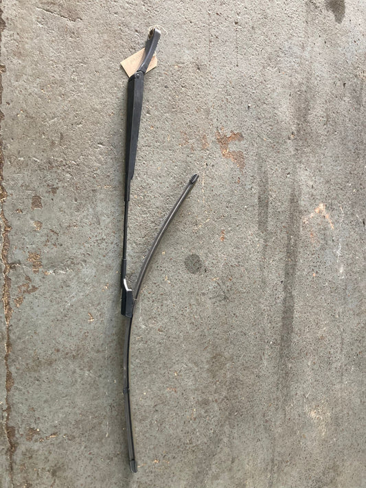 Skoda Citigo Front Wiper Arm 1S2955410B 2011-2022 Right Side Genuine