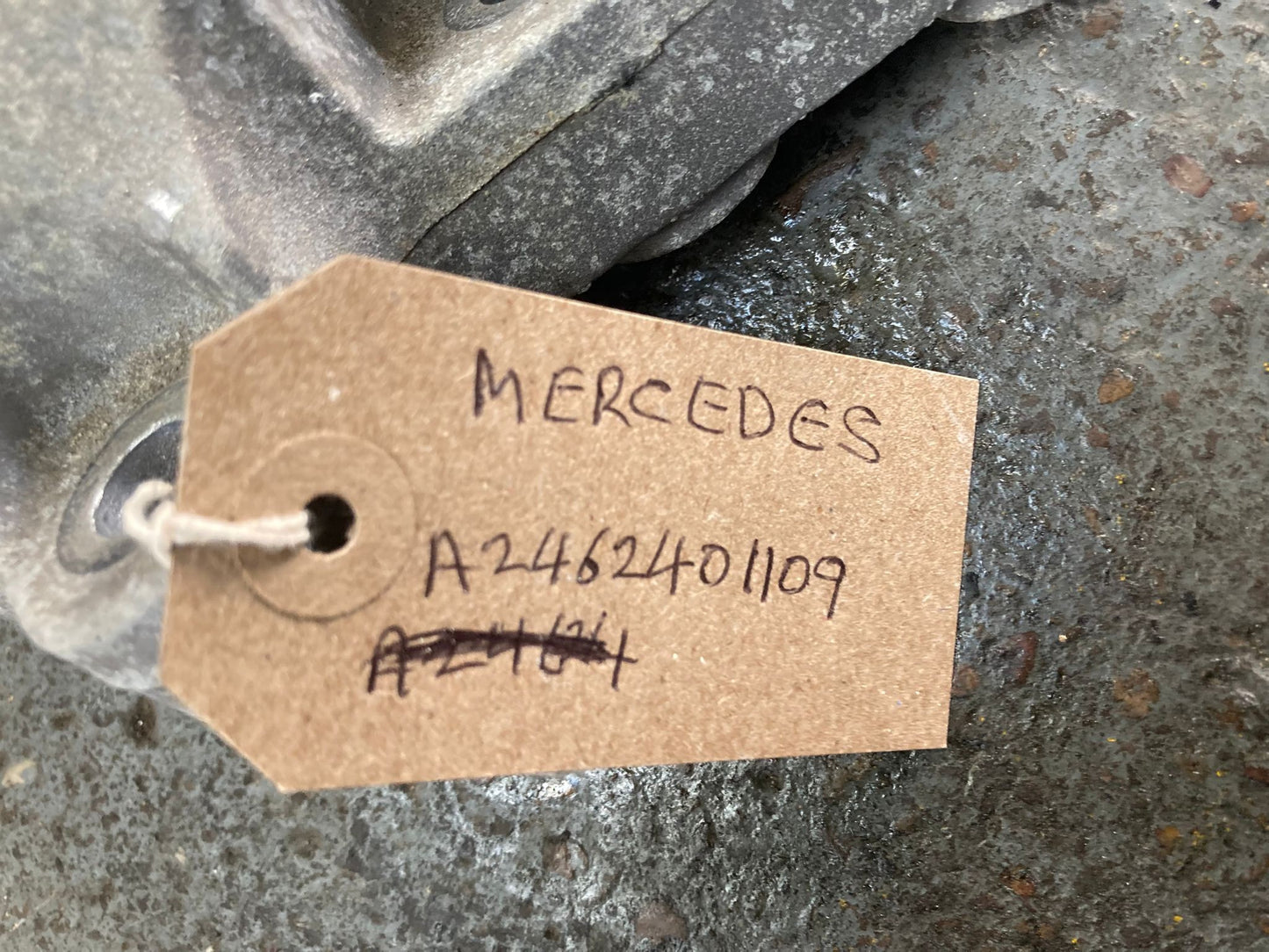 Mercedes A/B/CLA Class Engine Mount Right A2462401109 W176 W246