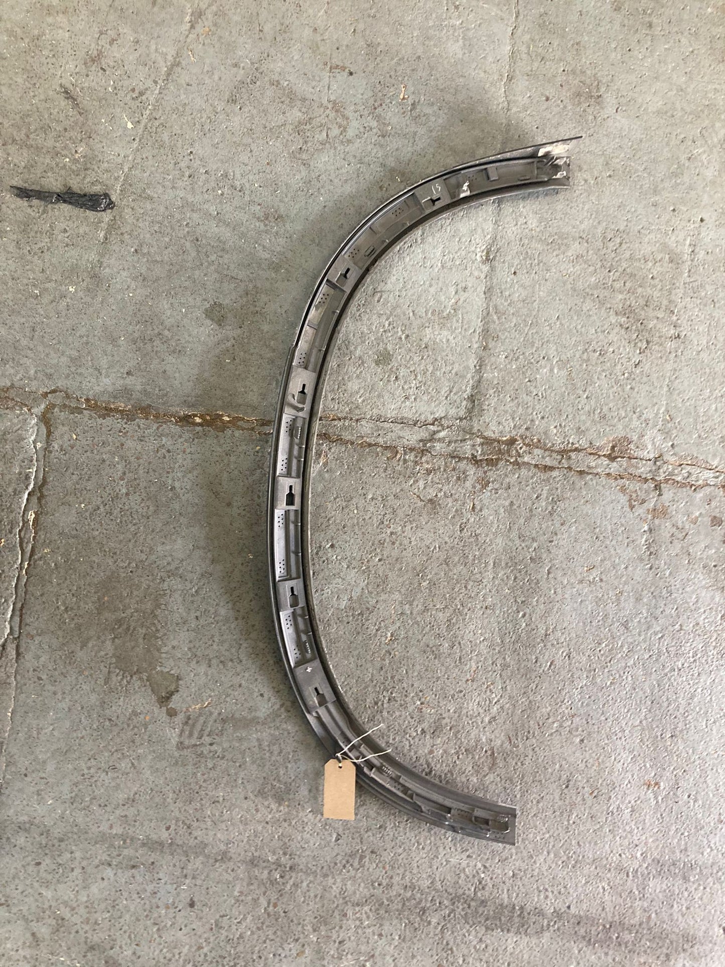 Volvo XC90/XC60 Rear Left Wheel Arch Moulding Trim 31378160
