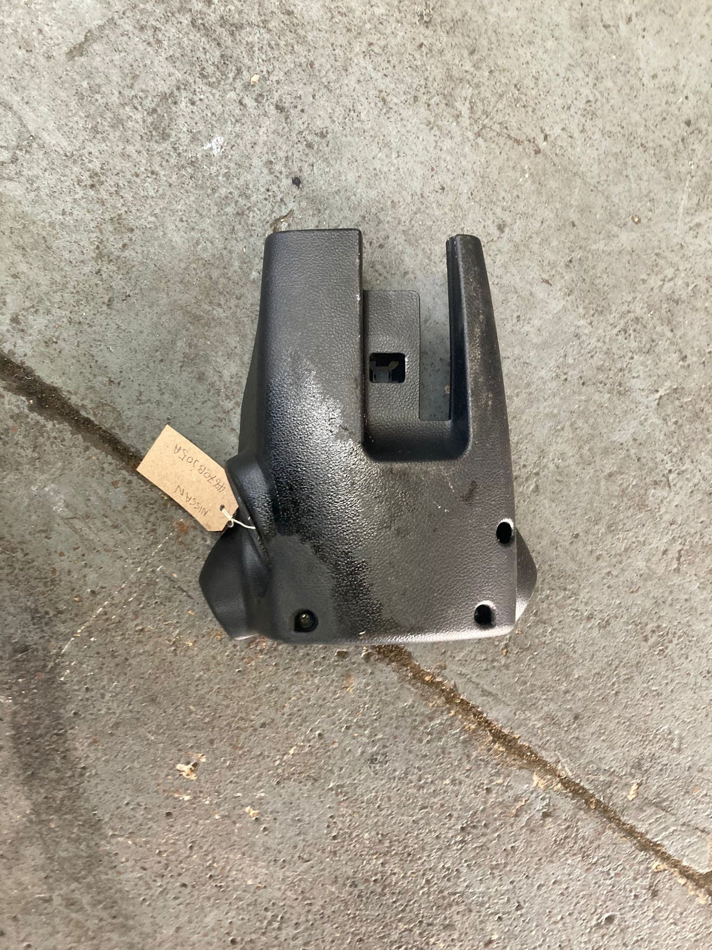 Nissan 46708305A Lower Steering Column Cover