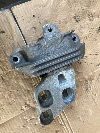 Mercedes B Class (W246) Engine Mount 1.5 B-180 CDI ENAC46000DF