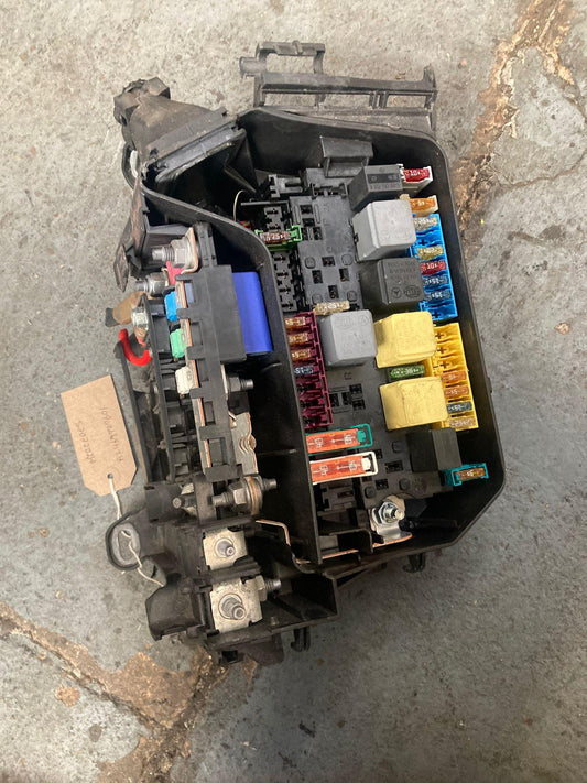 Mercedes A-Class B-Class A2469980601 Engine Wiring Loom Harness & fuse box