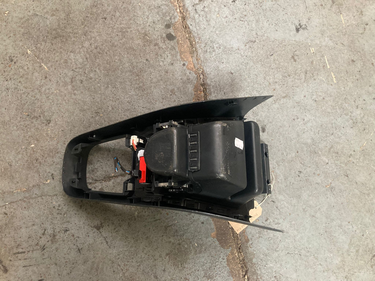 VW Skoda Seat Centre Console Cover Titan Black 1S0863680BE82V