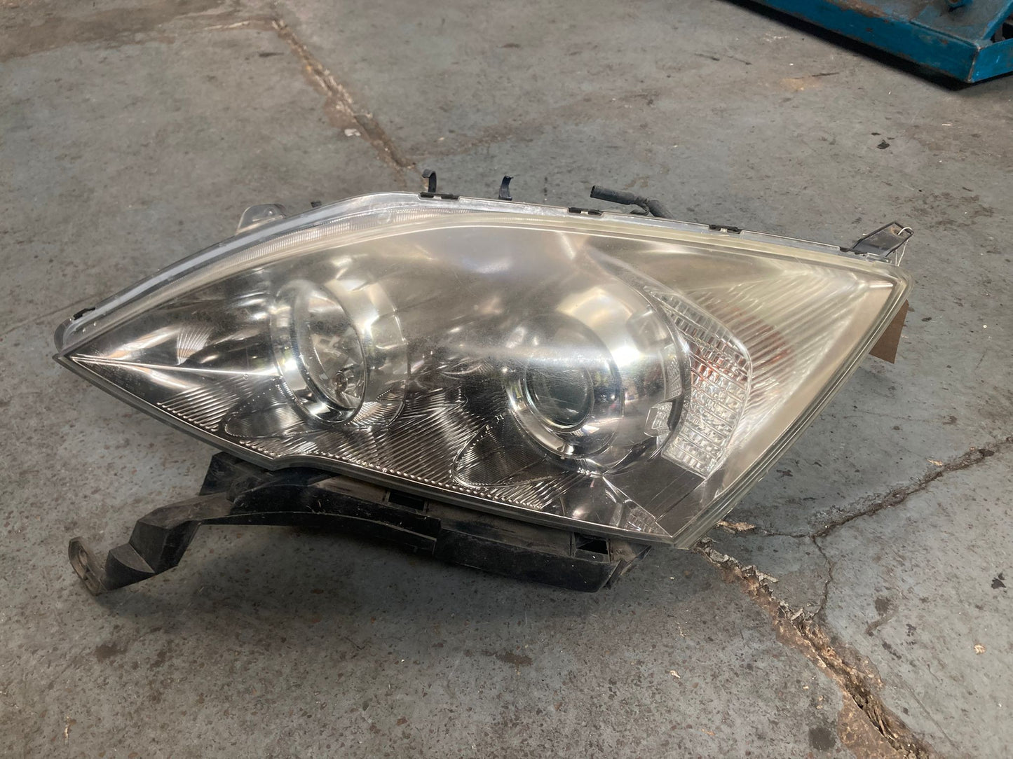 Honda CR-V MK3 2006-2012 Front Headlight Left Passenger Side P6916L/COMB