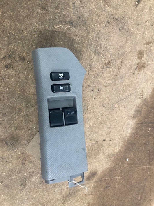 Toyota Yaris 74231-0D080 RHD Electric Window Switch