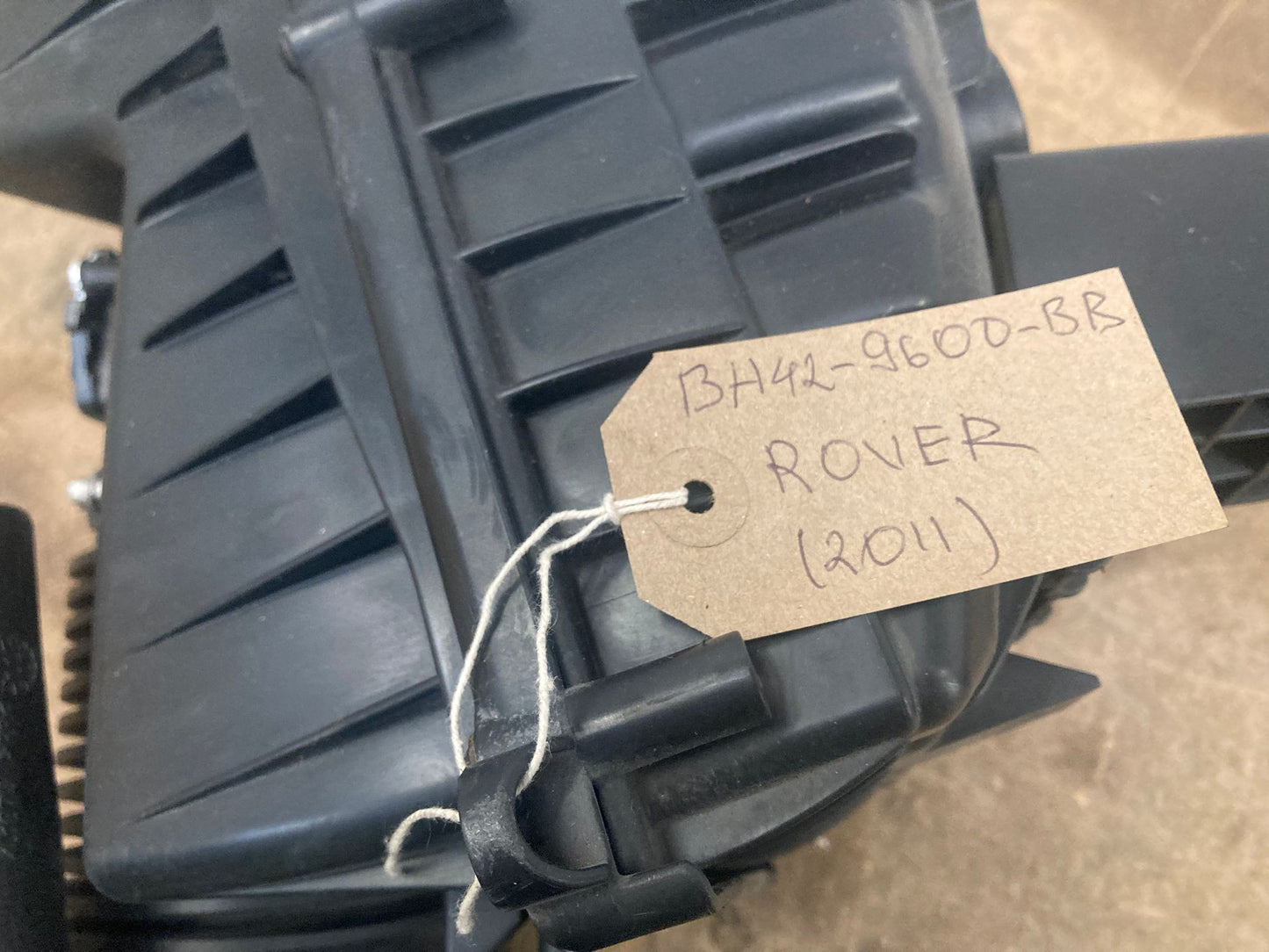 Land Rover Range Rover L322 Sport Discovery 3 4 Air Filter Box Housing BH429600B