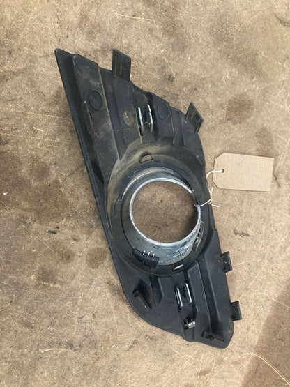 Vauxhall Mokka MK1 Left N/S Front Bumper Fog Light Trim Grille 95470236