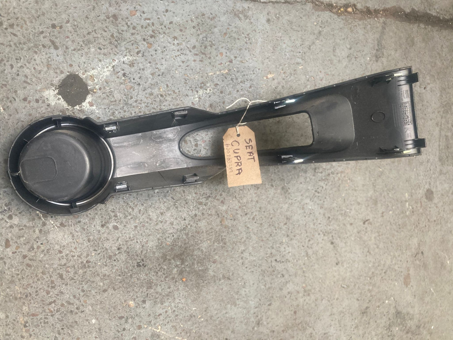 SEAT IBIZA 6J 2008-2015 REAR CENTRE CONSOLE CUP HOLDER 6J0863289