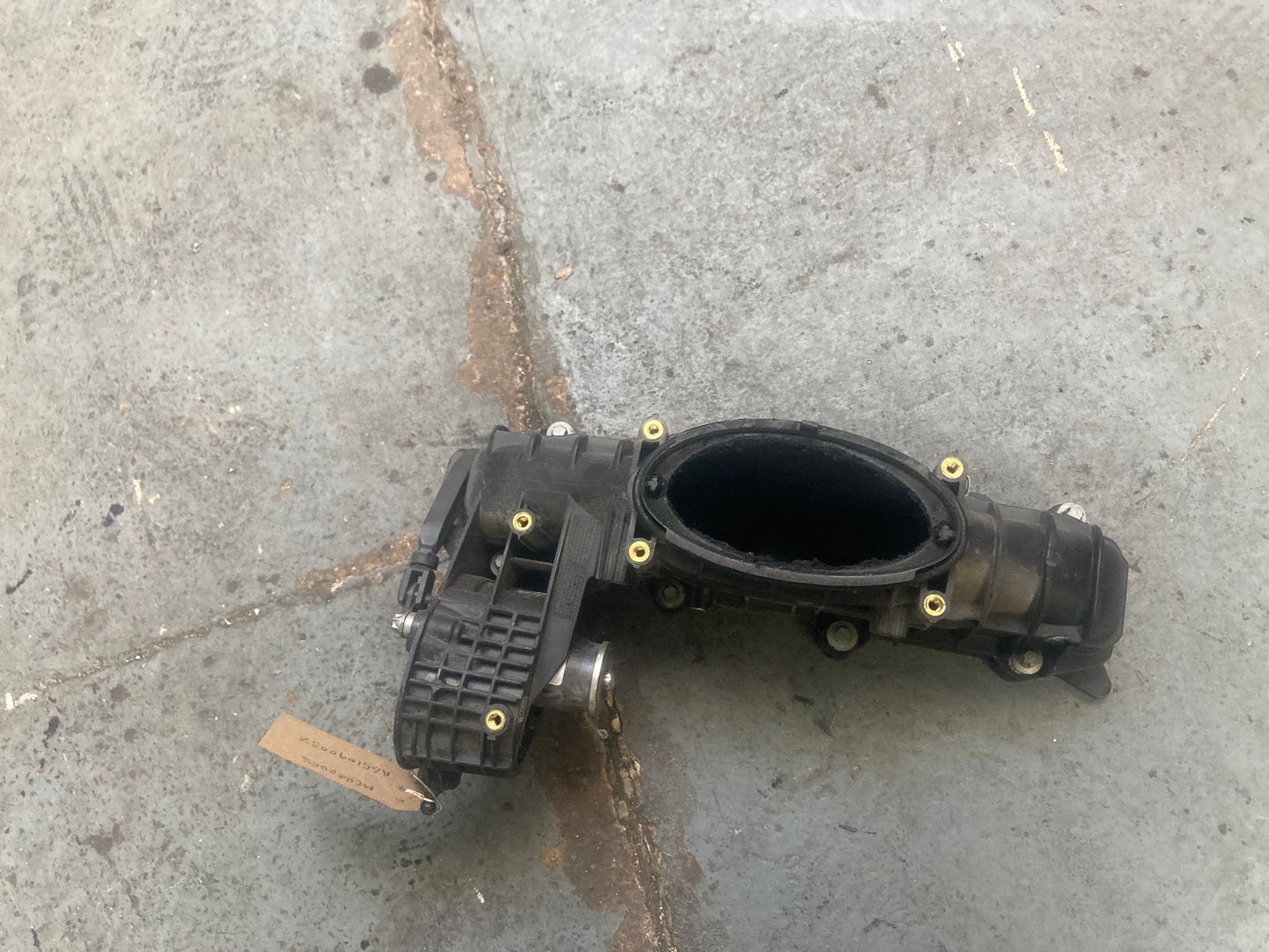 Mercedes C- E- Class Sprinter OM651 2.2 Diesel Intake Manifold A6510900037