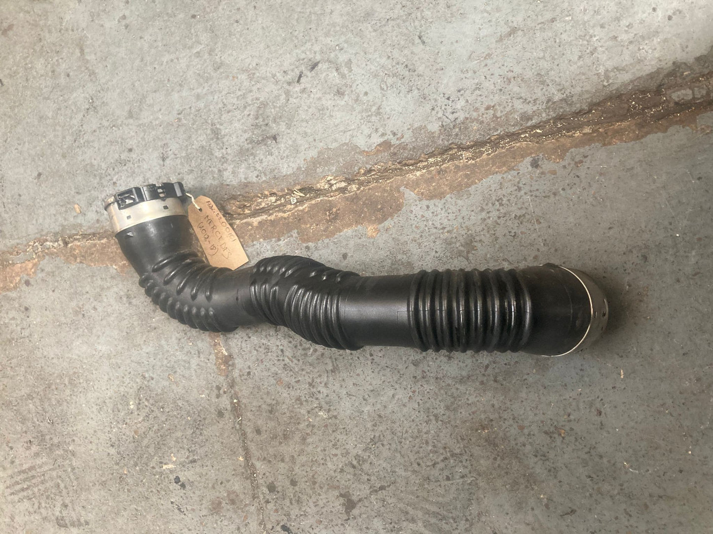 Mercedes A-Class B-Class CLA Intercooler Hose Pipe A2465281182