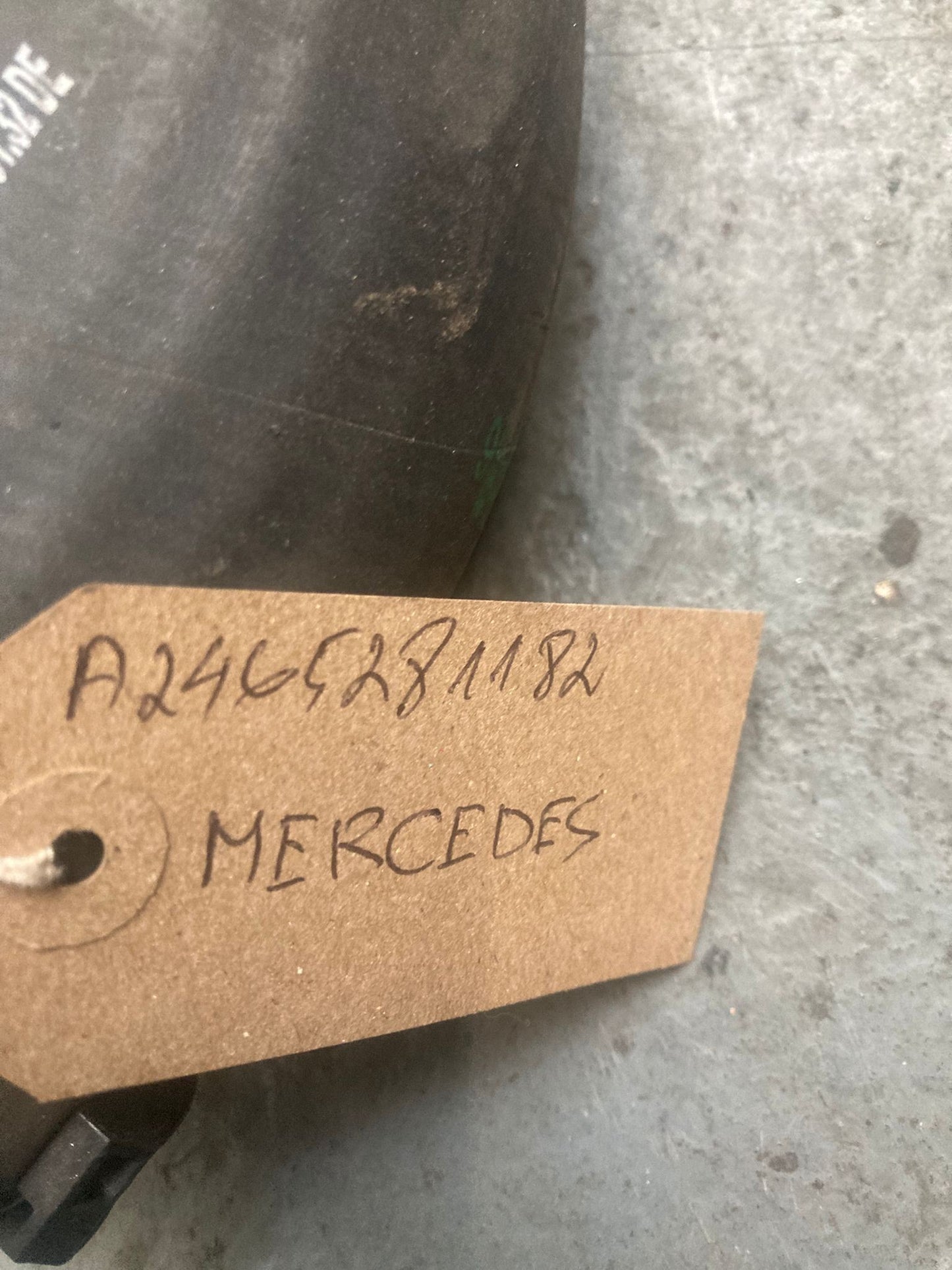 MERCEDES A-Class B-Class CLA Intercooler Hose Pipe A2465281182