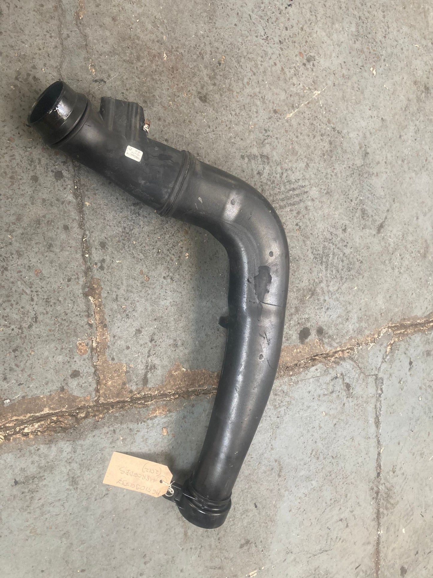 MERCEDES A-Class B-Class CLA Charge Air Pipe Intercooler Hose A6510901737