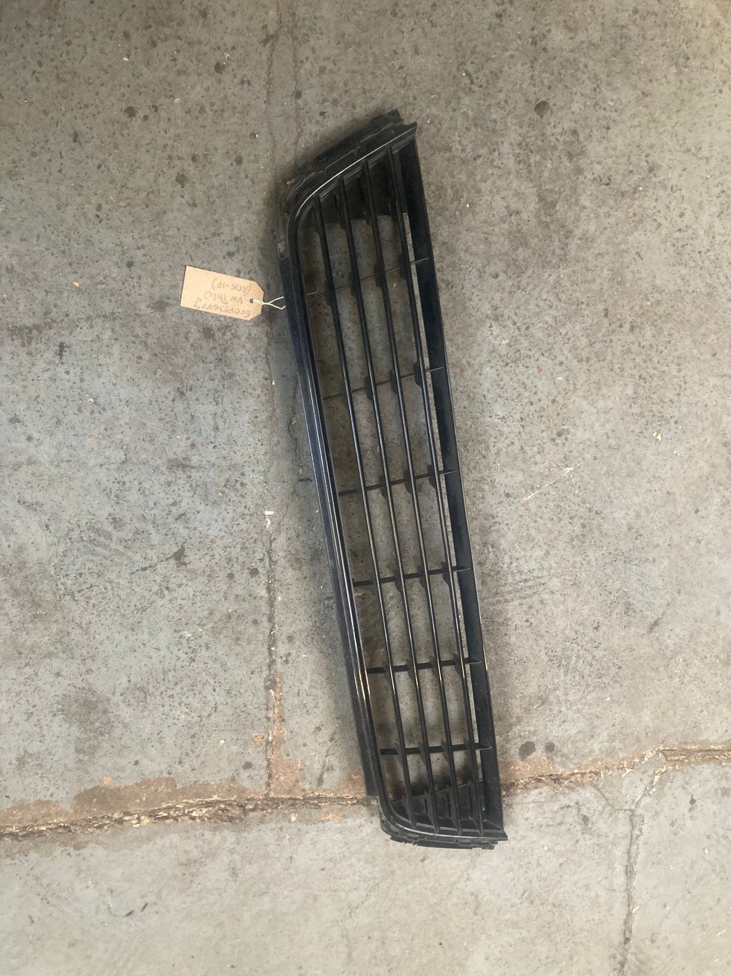 VW Polo MK5 6R 6C R-Line Front Bumper Center Grille Black 6C0853677J
