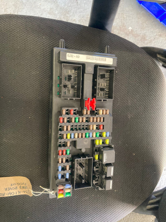 LAND ROVER RANGE ROVER EVOQUE L538 BCM Body Control Fuse Box EJ32-14F041-AD