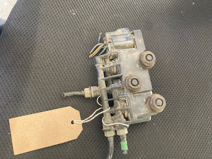 Land Rover RVH000055 Rear Air Suspension Valve Block Discovery 3/4 & RRS