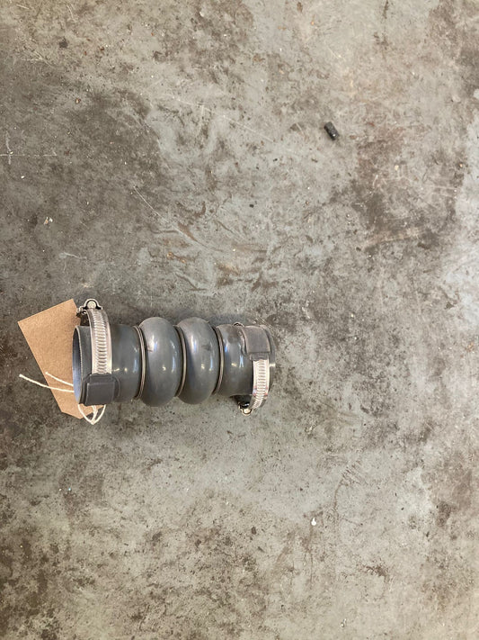 Jeep Avenger Citroen C4 Peugeot 208 Mokka 1.2 1.5 Intercooler Hose 9835265880