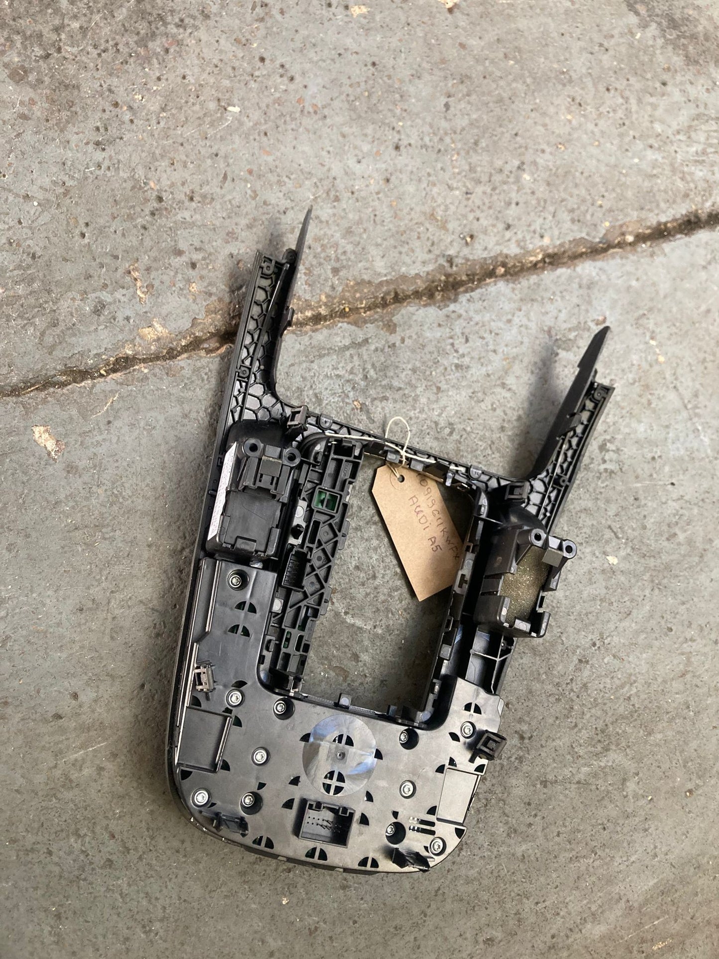 Audi A4 B8 / A5 8T 2008-2016 MMI Nav Control Panel Genuine 8T0919611 WFX