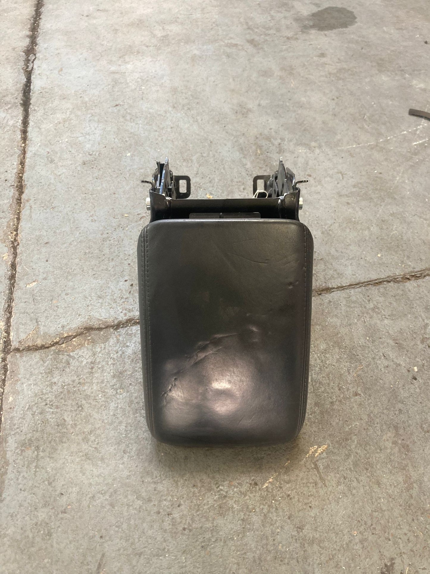 Audi A4 B8 A5 S5 Centre Armrest 8K0864283 Black Leather Console OEM 2008-2016