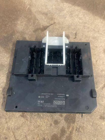 VW Golf MK7 Audi A3 Skoda Octavia BCM Body Control Module 5Q0937084AJ