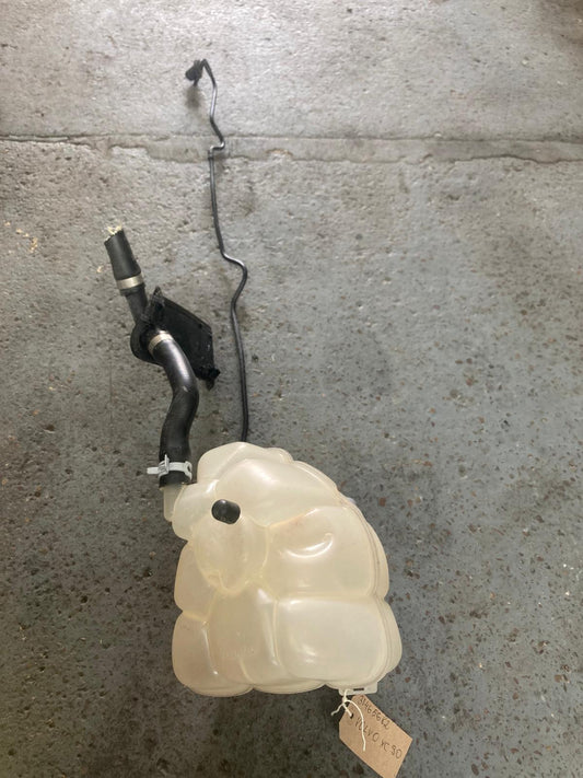 Volvo Coolant Expansion Tank Bottle 31465682 S60 S90 V60 V90 XC60 XC90