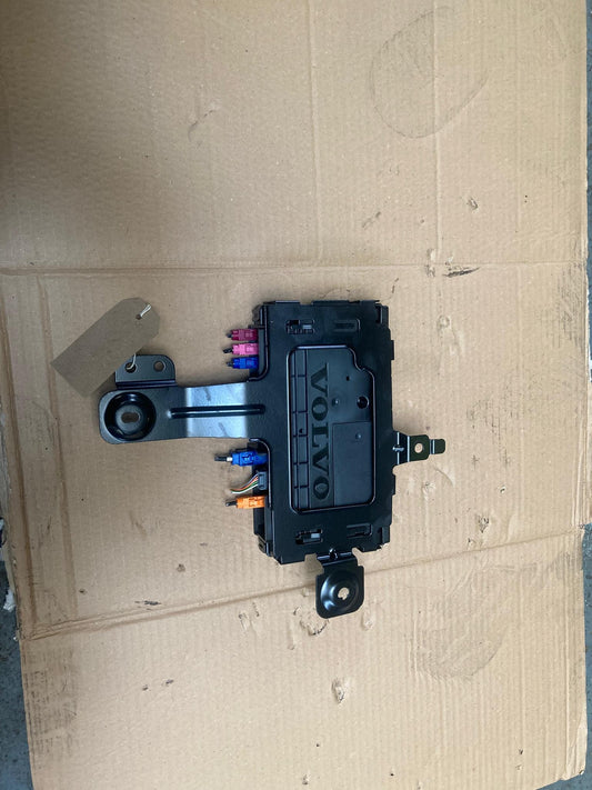 VOLVO P32334904 VCM Vehicle Connectivity Control Module XC40 XC60 XC90