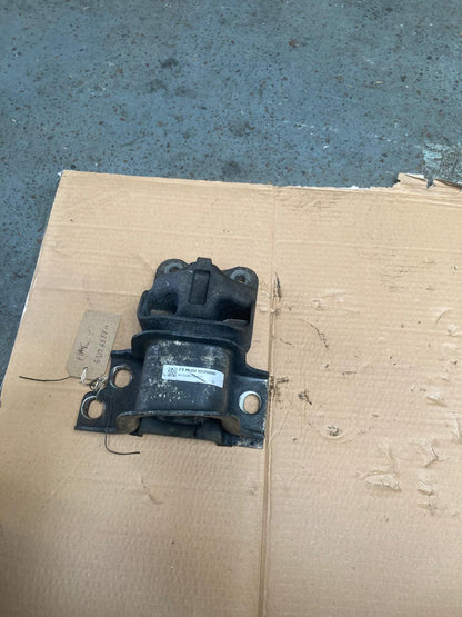Fiat Ducato 2.3 JTD Engine / Gearbox Mount Bracket 531268880