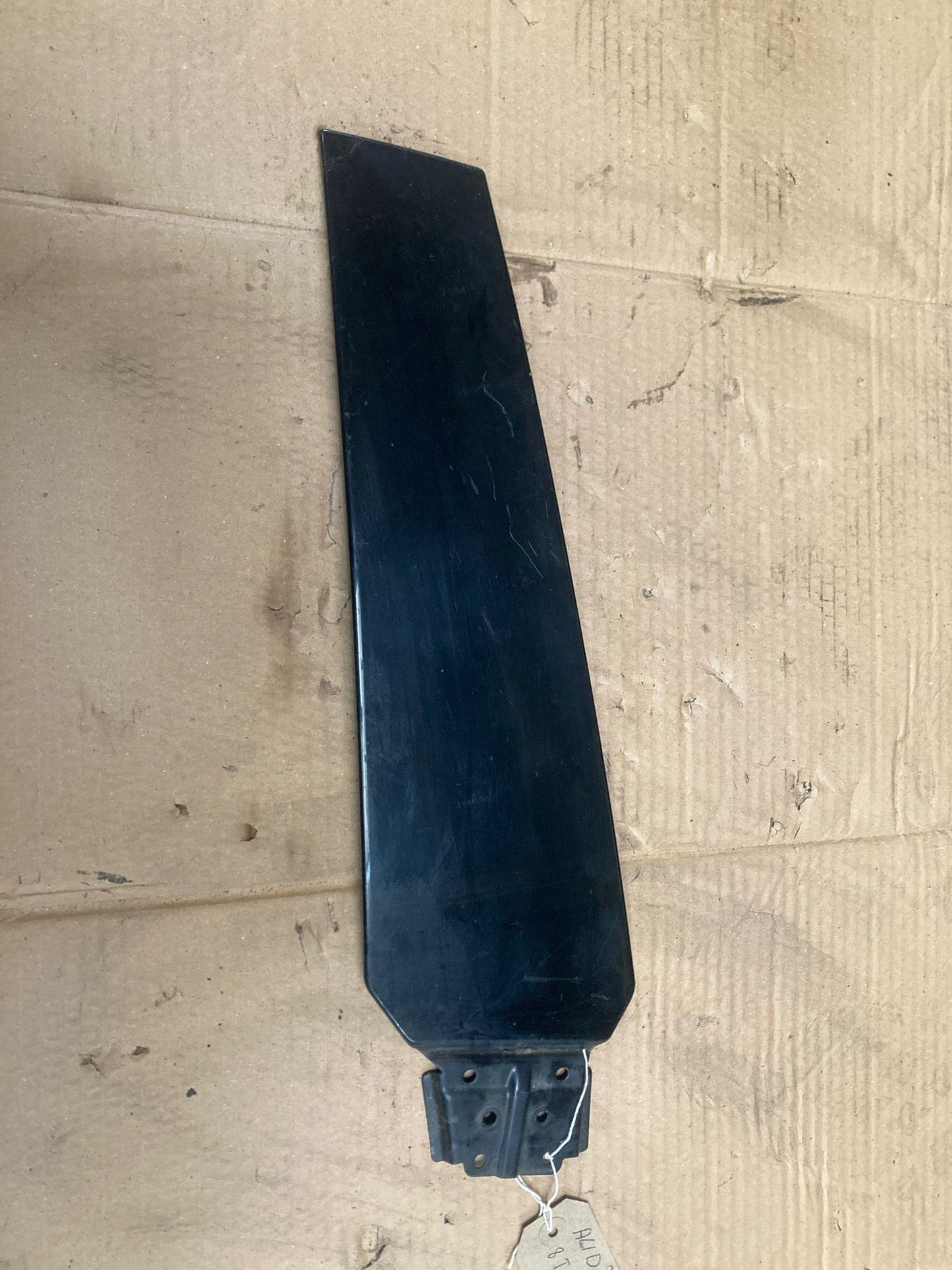 Audi A5 S5 B8 Sportback RIGHT OS Drivers Side B Pillar Gloss Black Trim Cover