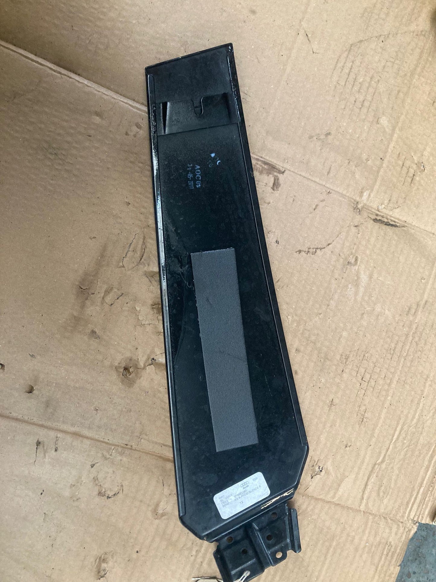 Audi A5 S5 B8 Sportback RIGHT OS Drivers Side B Pillar Gloss Black Trim Cover