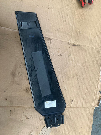 Audi A5 8T Sportback B-Pillar Gloss Black Trim Left NS 8T8853289