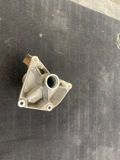 Land Rover Range Rover L322 Engine Mount Support Bracket TAU500130