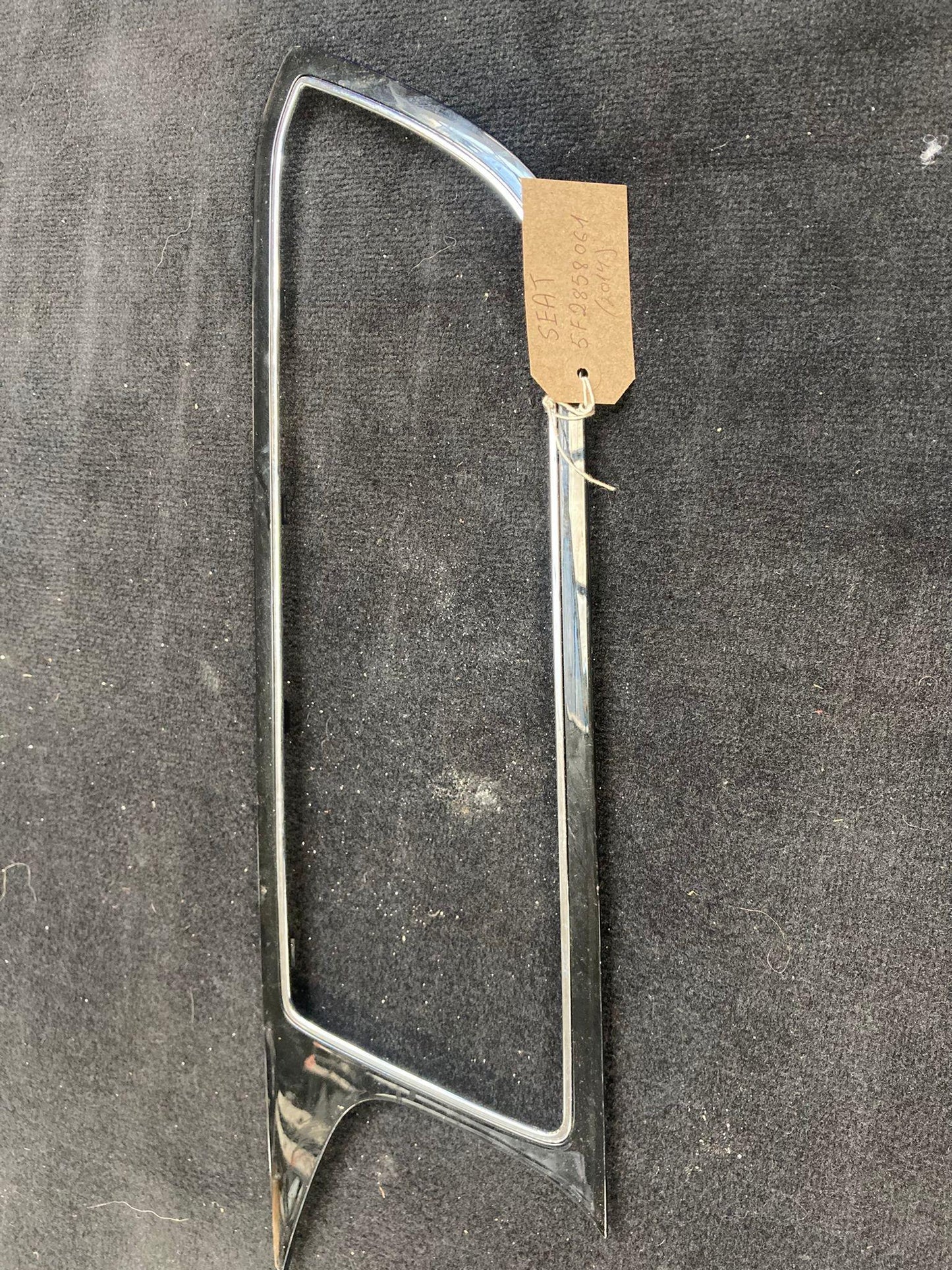 SEAT LEON MK3 Dashboard Infotainment Surround Trim Panel