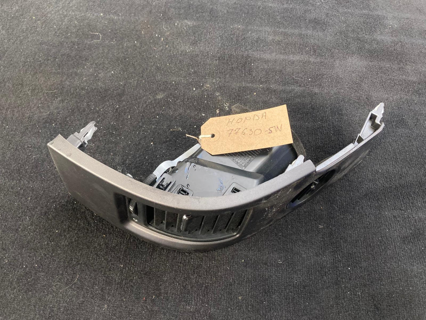 Honda CRV MK3 Left Driver Side Dashboard Air Vent Grille 2007-2012 77630-SWA