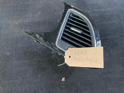 SEAT LEON MK3 (5F) DRIVER SIDE DASHBOARD AIR VENT 2013-2020 | 5F2820902