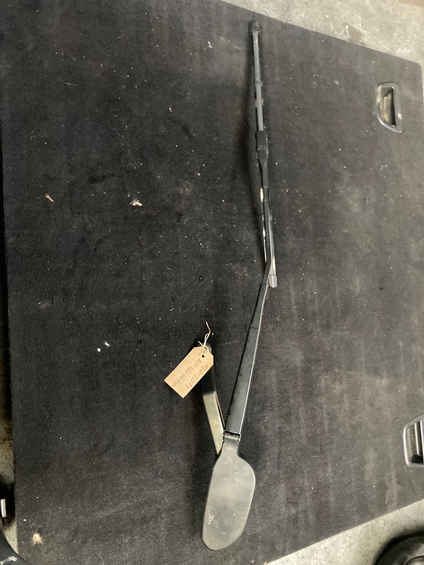 Mercedes GLA H247 Front Left Wiper Arm Cover A2478240400 RHD