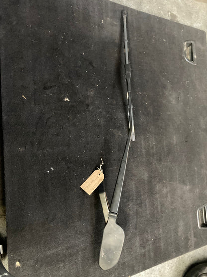 Mercedes GLA H247 Front Left Wiper Arm Cover A2478240400 RHD