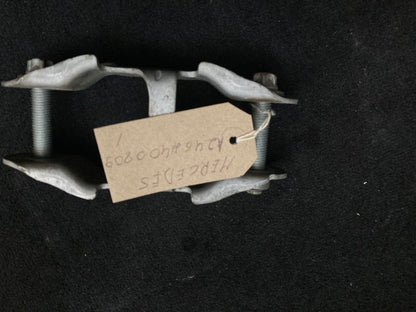 Mercedes A B CLA GLA Upper Engine Mount A2462400809 W176 W246 C117 X156