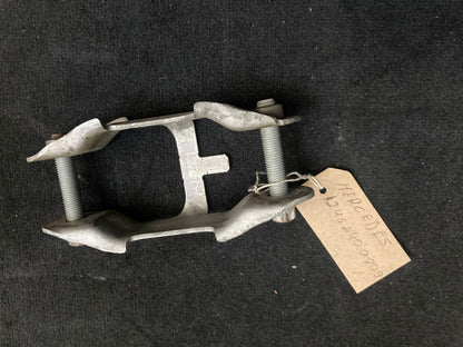 Mercedes A B CLA GLA Upper Engine Mount A2462400809 W176 W246 C117 X156