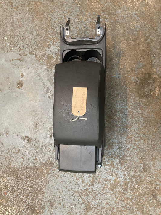 SEAT LEON 5F MK3 ARMREST CENTRE CONSOLE LID COVER TRIM 5F0864981A
