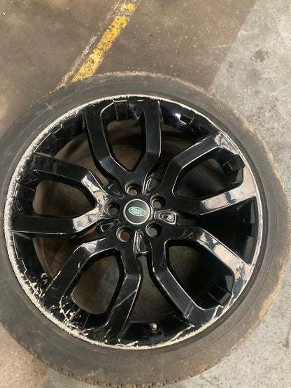 Land Rover Range Rover Sport 22" Gloss Black Alloy Wheel 5004 - 275/40 R22