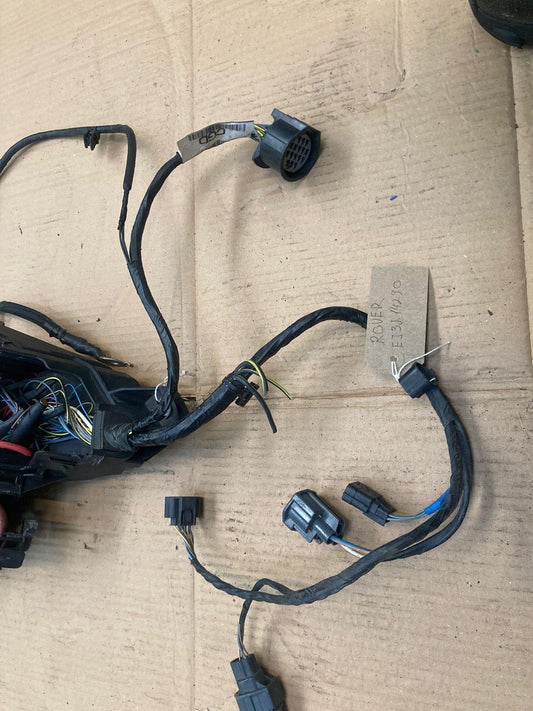 Range Rover Evoque Fuse Box EJ3214290 L538 2.2 SD4 2011–2018 OEM