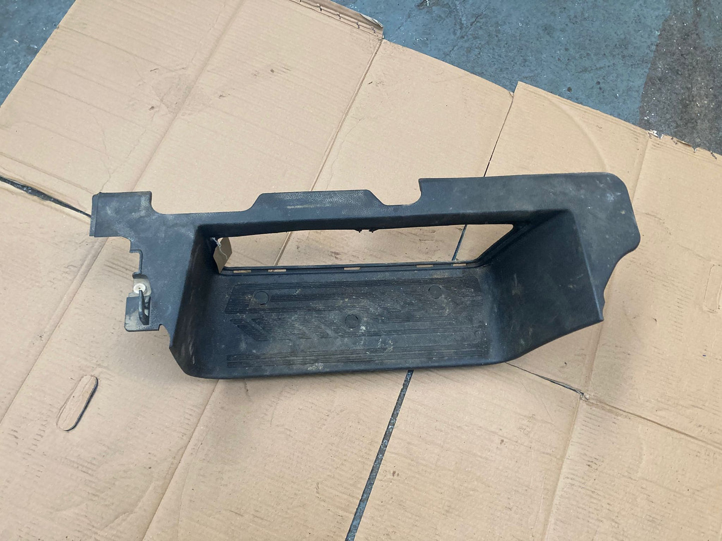 Ford Transit Custom Front Door Step Panel Trim Passenger Side Left/Right Used