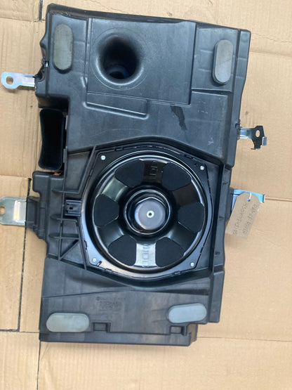 Range Rover Evoque L538 Subwoofer Speaker Box Meridian BJ32-18808-EB 2012-2015