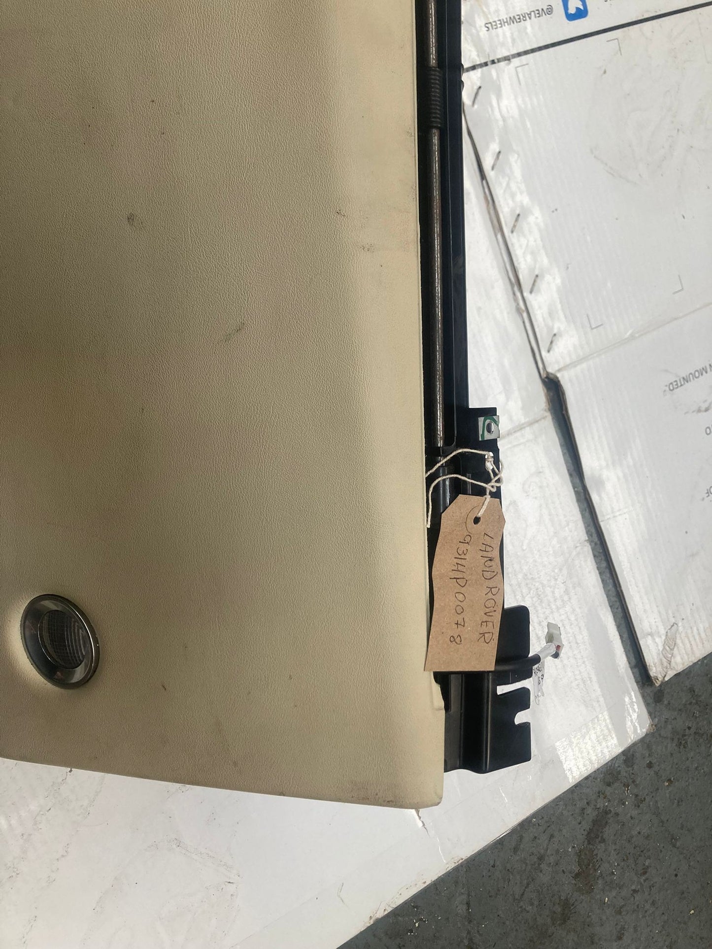 Range Rover L322 MK3 2002-2012 Glove Box Compartment