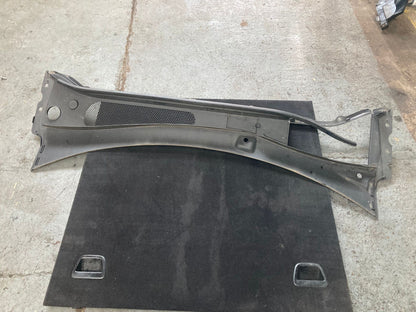 Volvo XC90 II Windscreen Wiper Trim Scuttle Panel 2015-2023 31385836