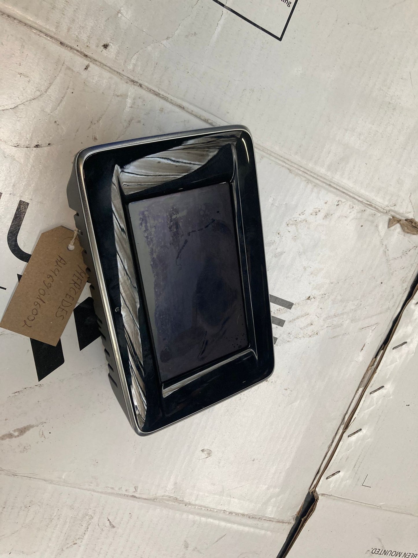 Mercedes-Benz A-Class B-Class CLA-GLA W176 W246 Infotainment Display Screen