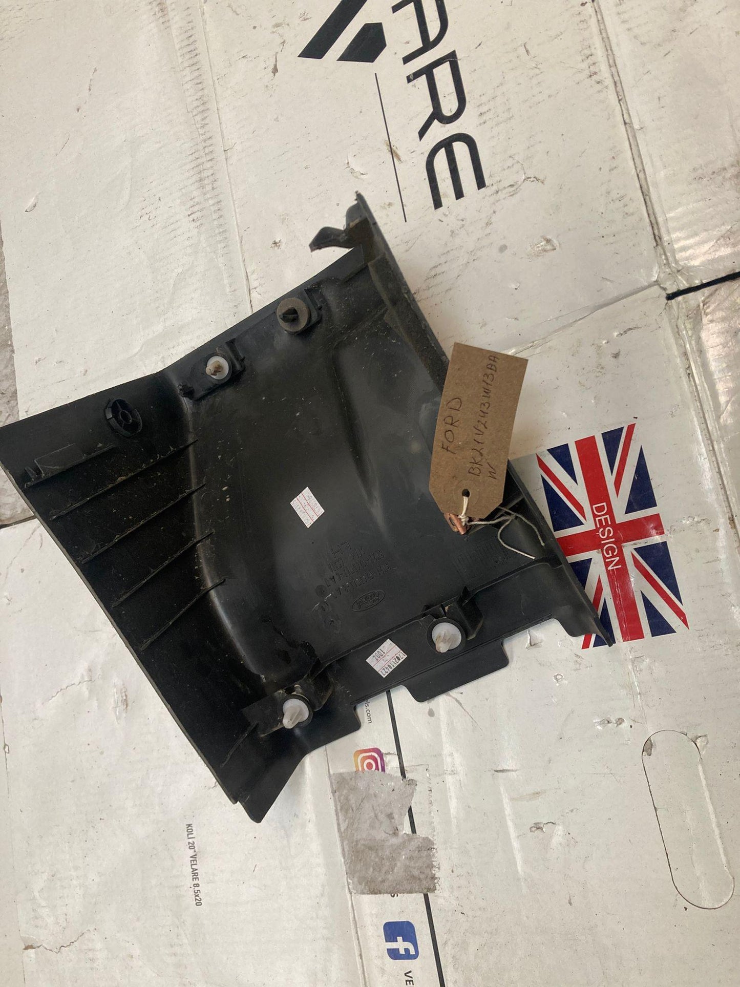 FORD TRANSIT CUSTOM 2012-ON B-PILLAR INTERIOR LOWER TRIM PANEL RIGHT O/S