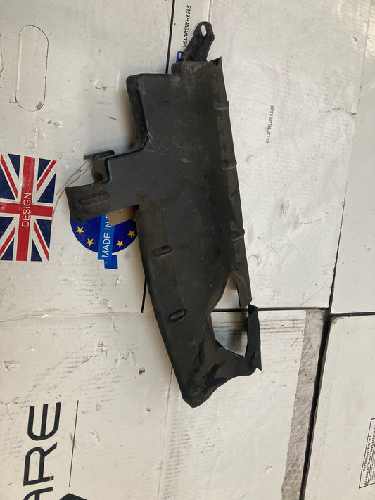 FORD Transit Custom (18-24) Passenger Side Radiator Air Deflector Guide